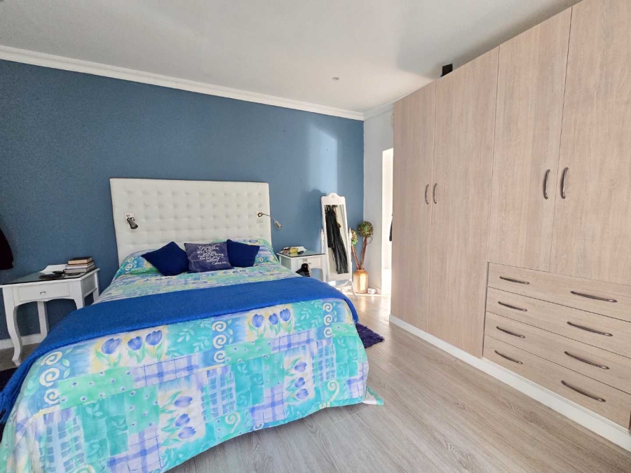 3 Bedroom Property for Sale in Stilbaai Western Cape